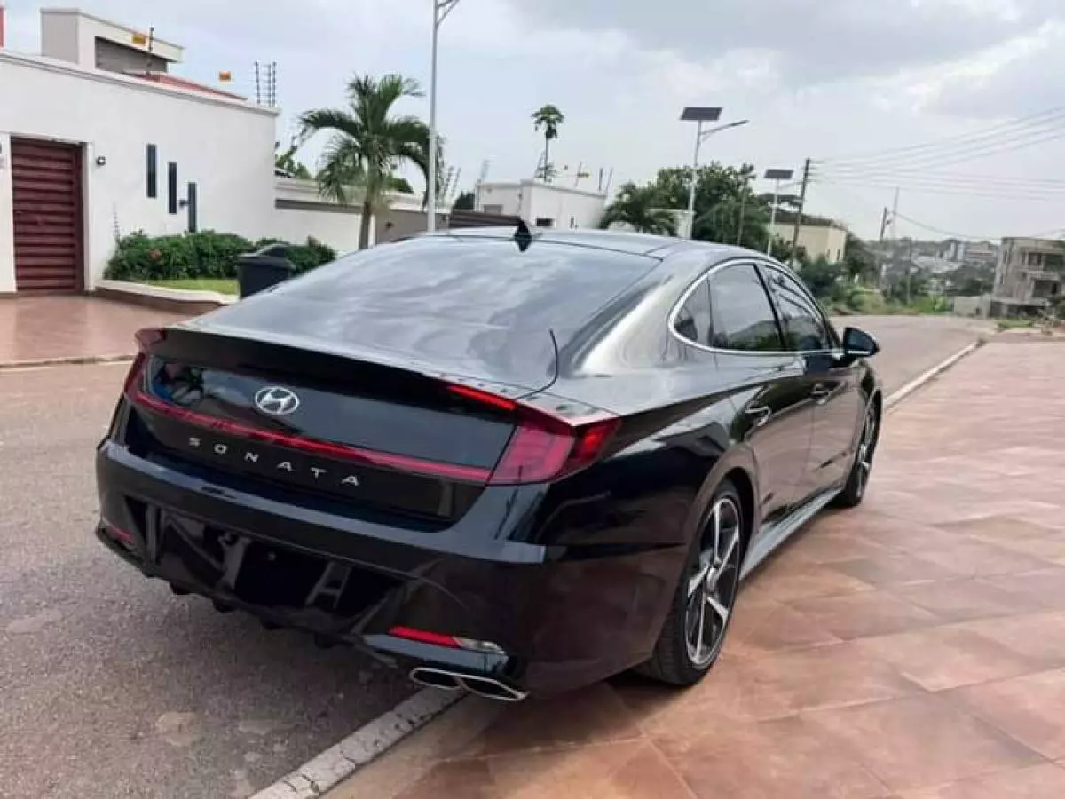 Hyundai Sonata   - 2023