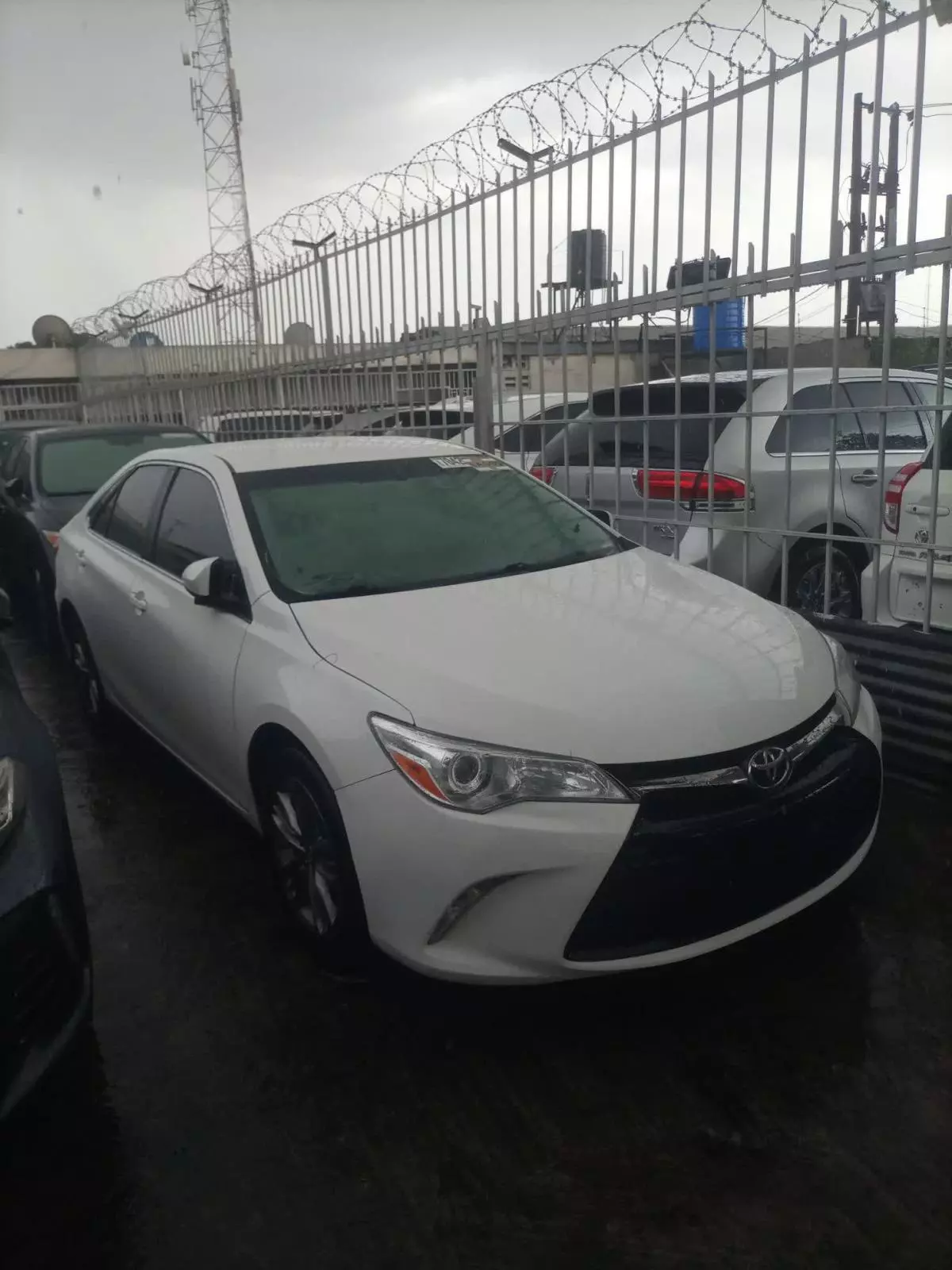 Toyota Camry   - 2017