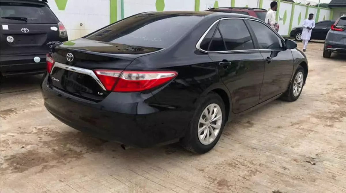 Toyota Camry   - 2015