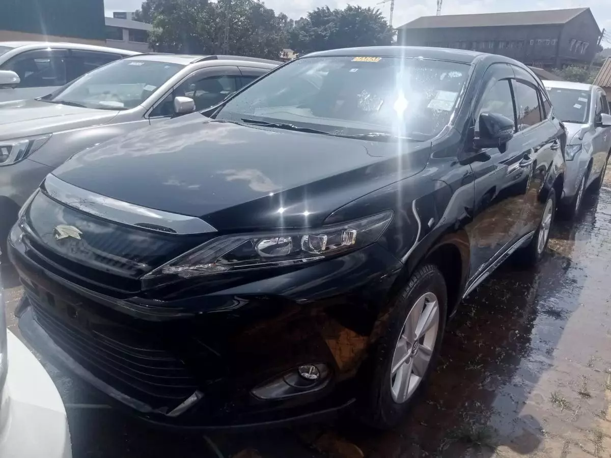 Toyota Harrier   - 2015