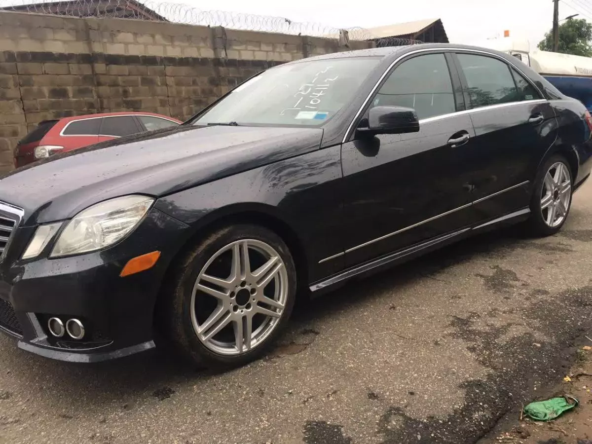 Mercedes-Benz E 350 - 2010