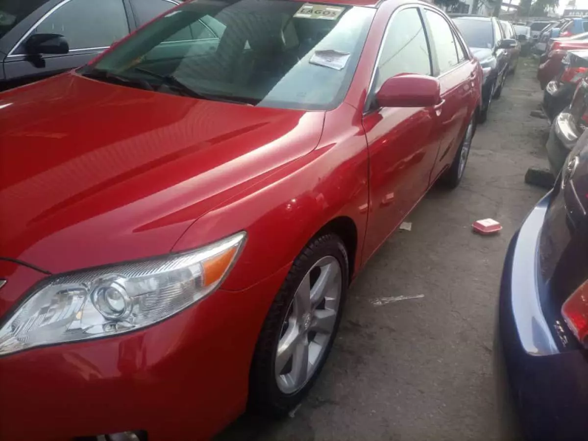 Toyota Camry - 2008