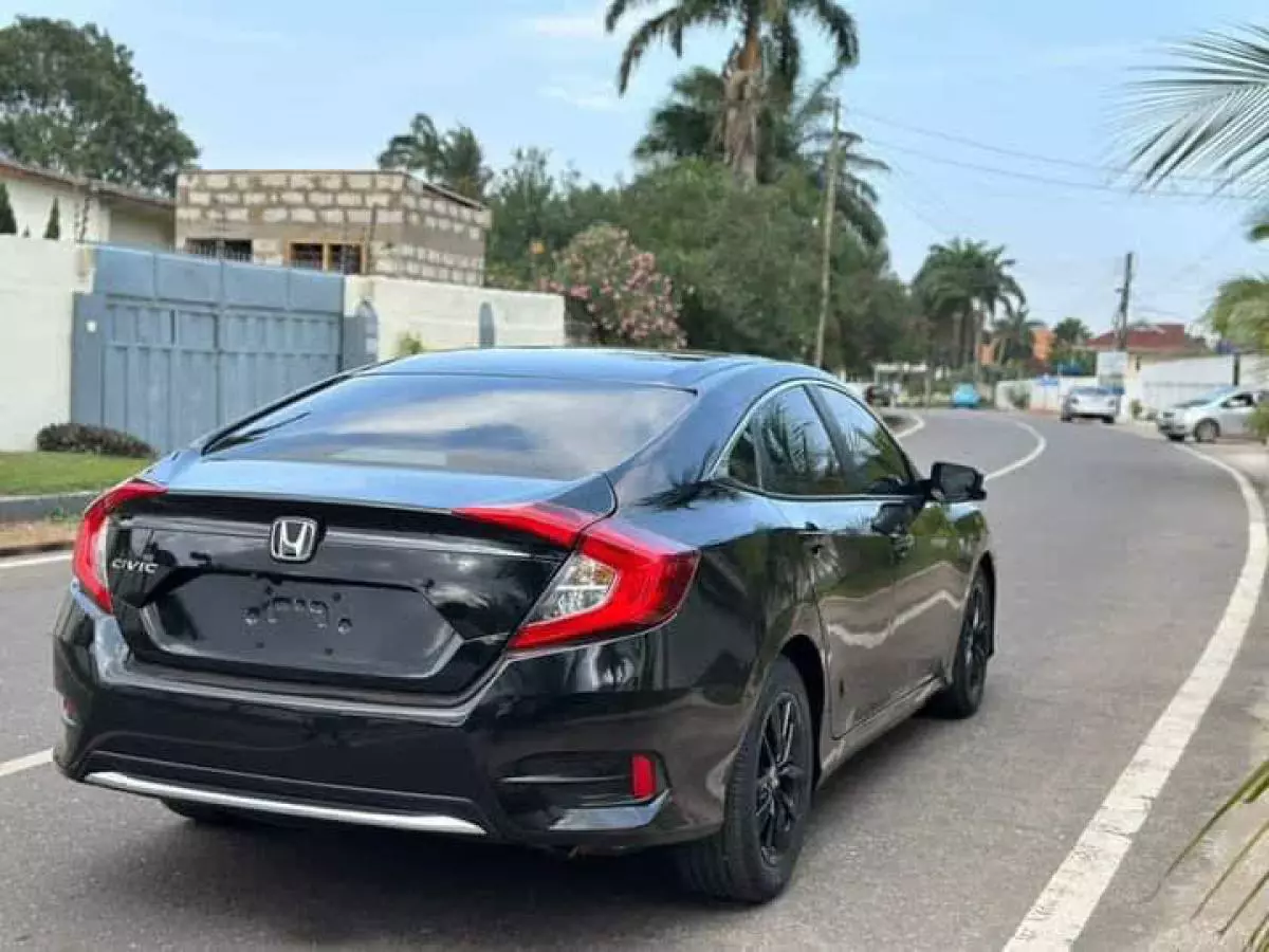 Honda Civic   - 2020