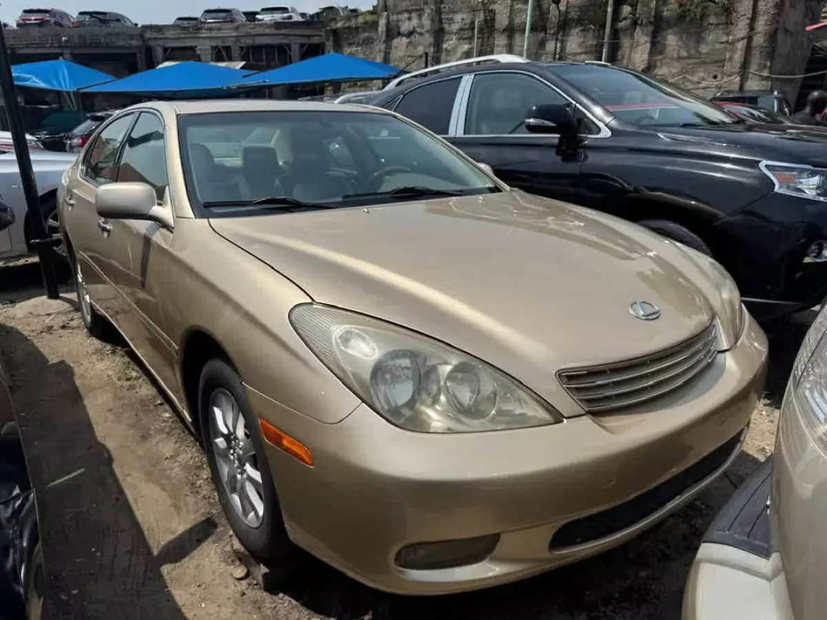 Lexus ES 330   - 2002