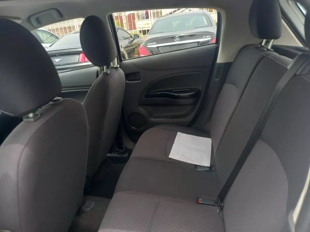 Mitsubishi Mirage - 2017