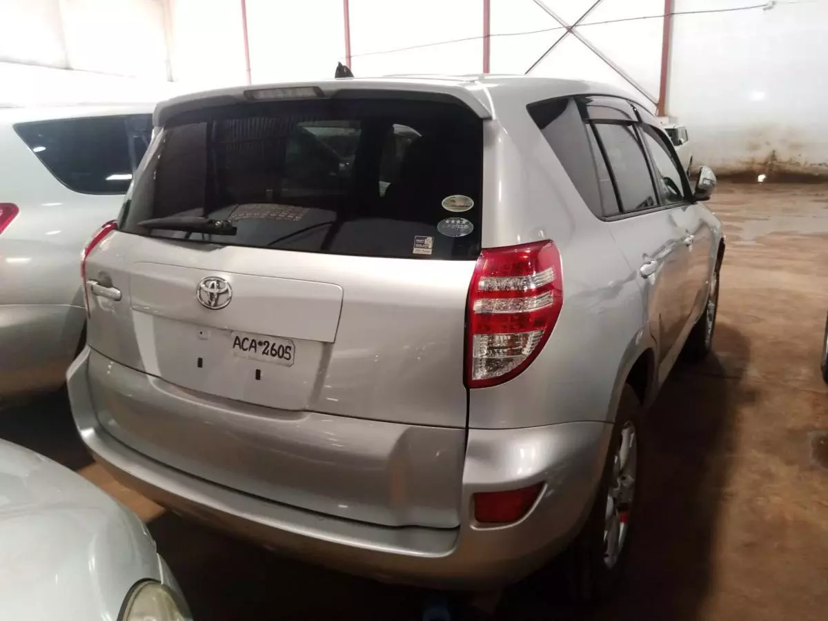 Toyota RAV 4   - 2009