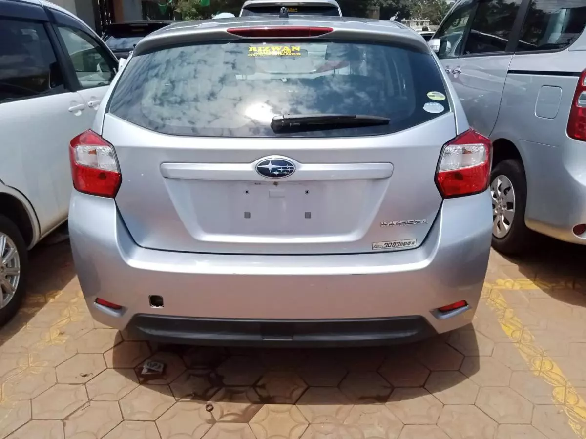 Subaru Impreza   - 2014