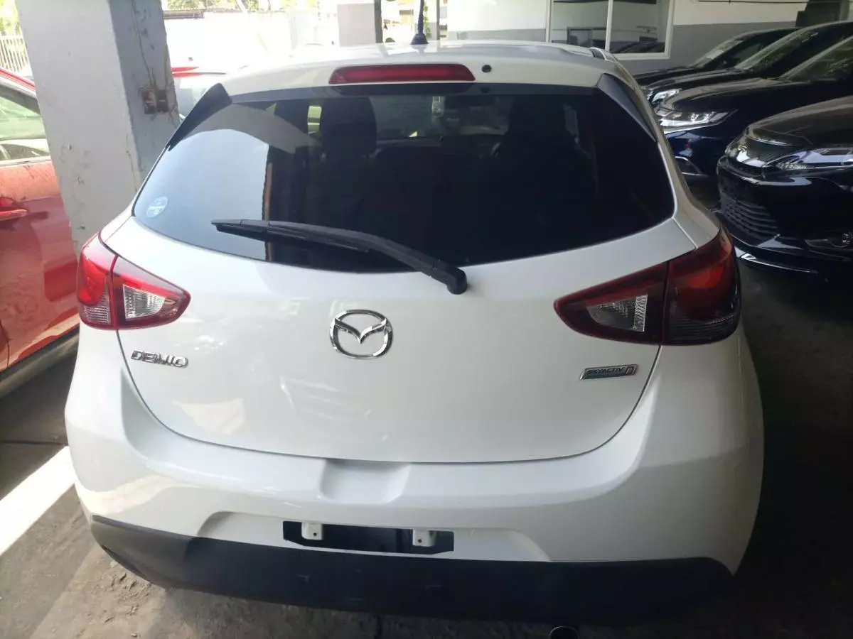 Mazda Demio   - 2016