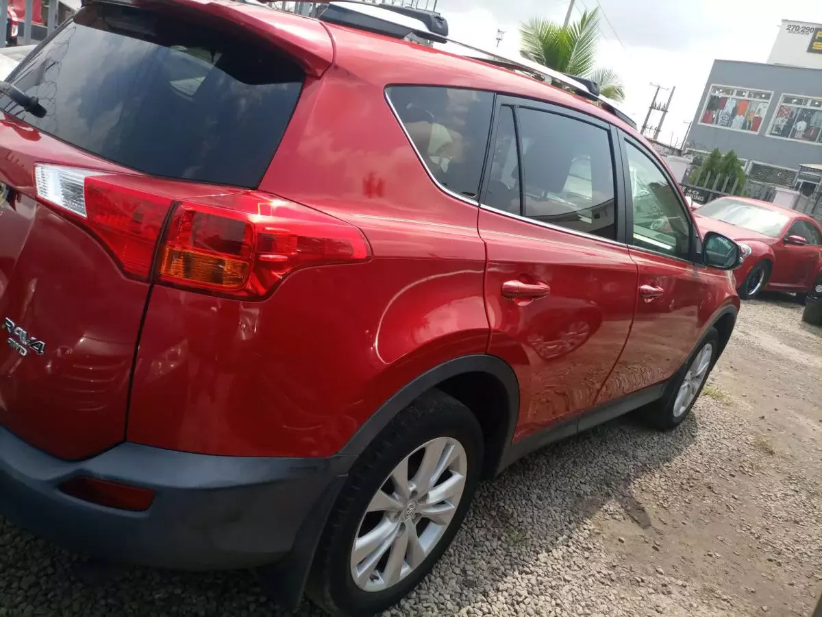 Toyota RAV 4 - 2013