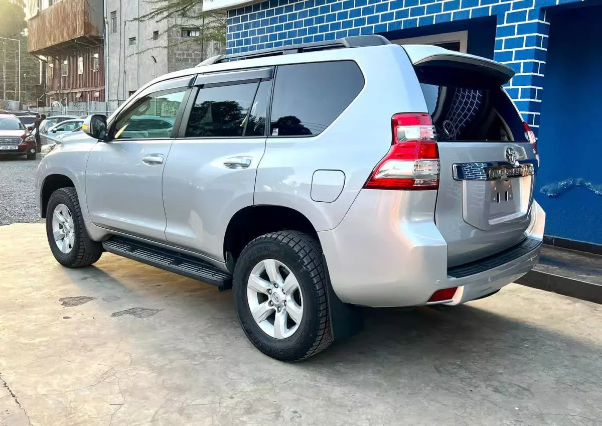 Toyota Land Cruiser Prado TX L   - 2016