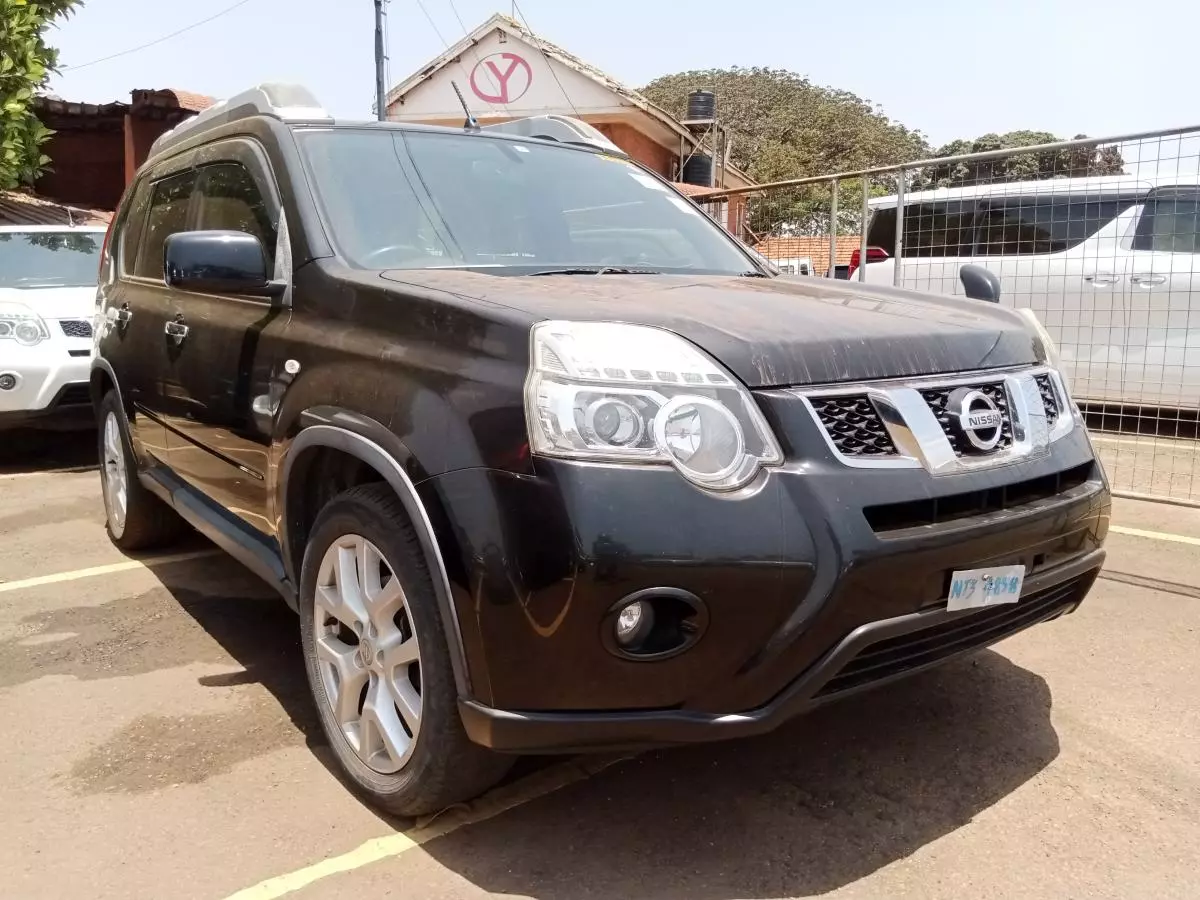 Nissan X-Trail   - 2012