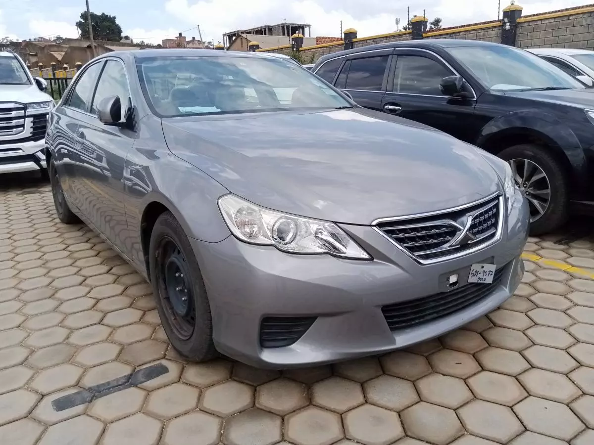 Toyota Mark X   - 2011