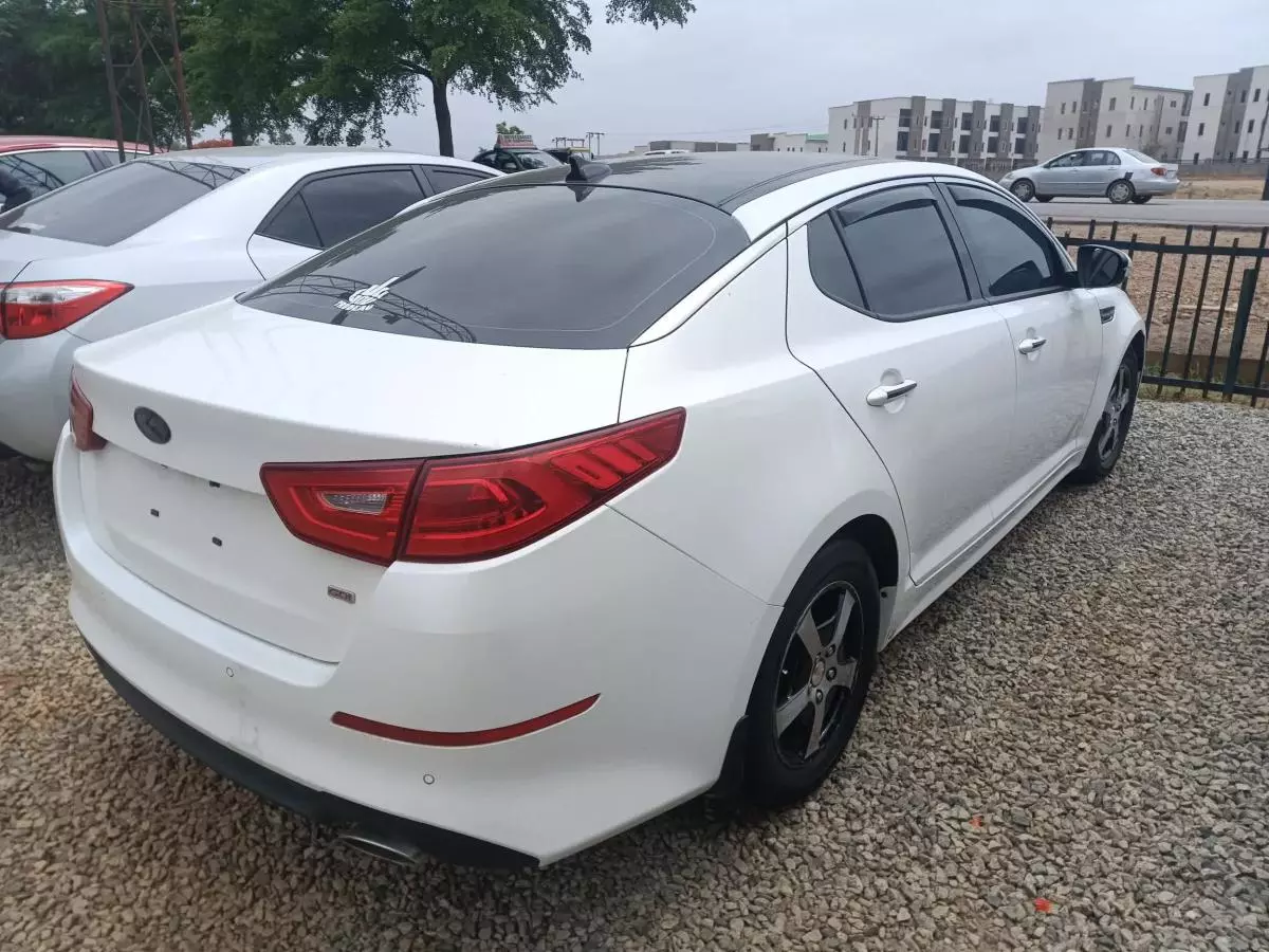 KIA Optima   - 2014