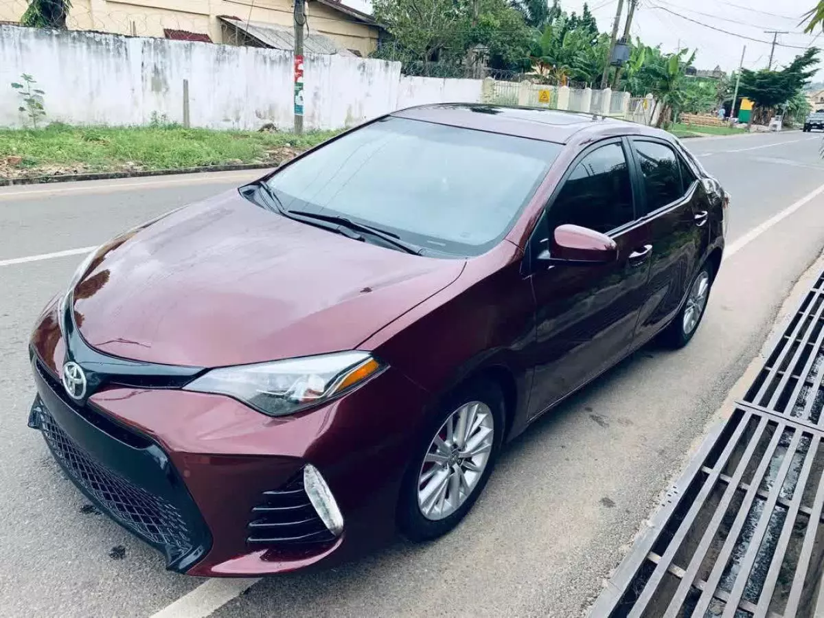 Toyota Corolla   - 2014