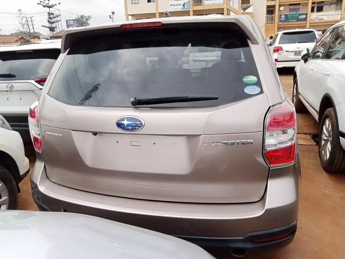 Subaru Forester   - 2015