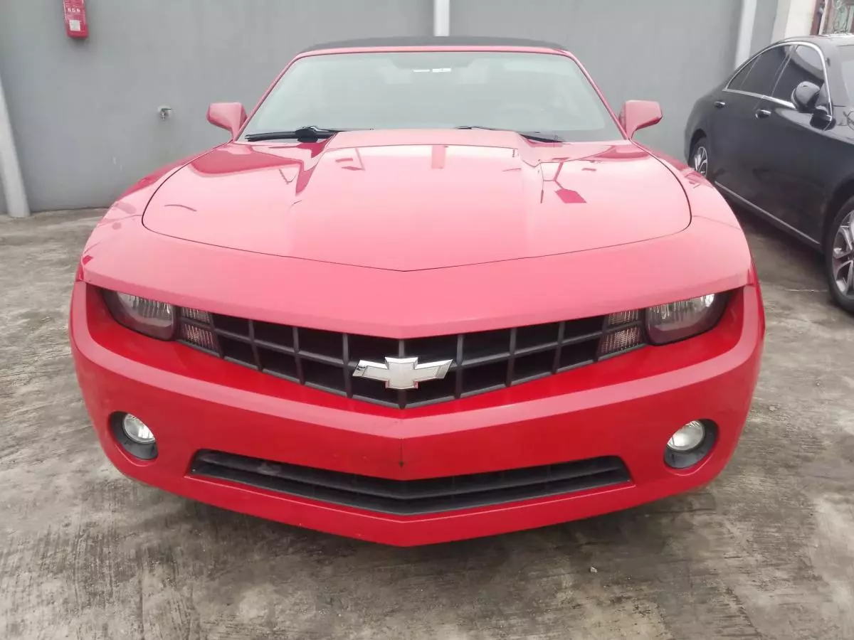 Chevrolet Camaro   - 2011