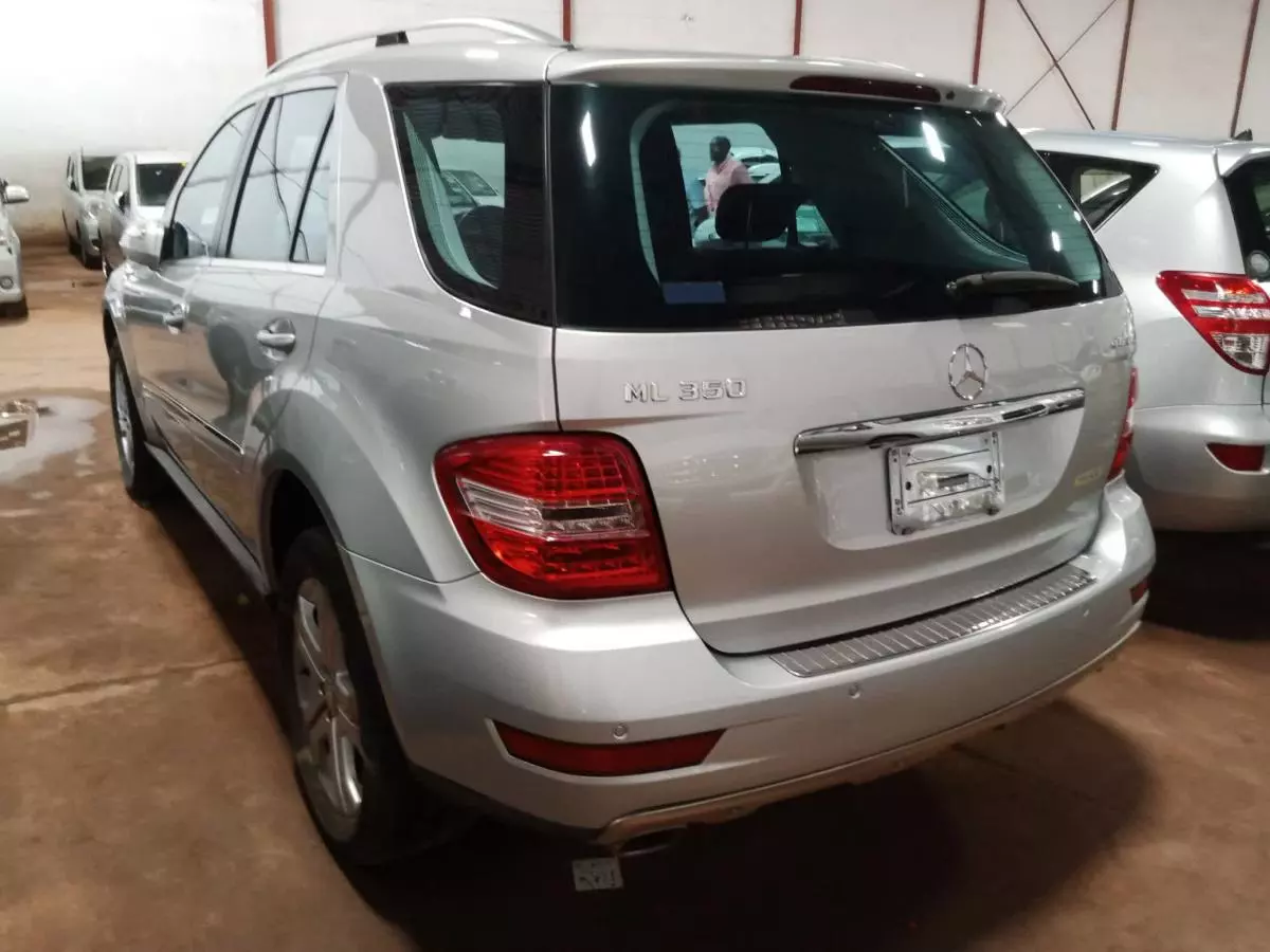 Mercedes-Benz ML 350   - 2009