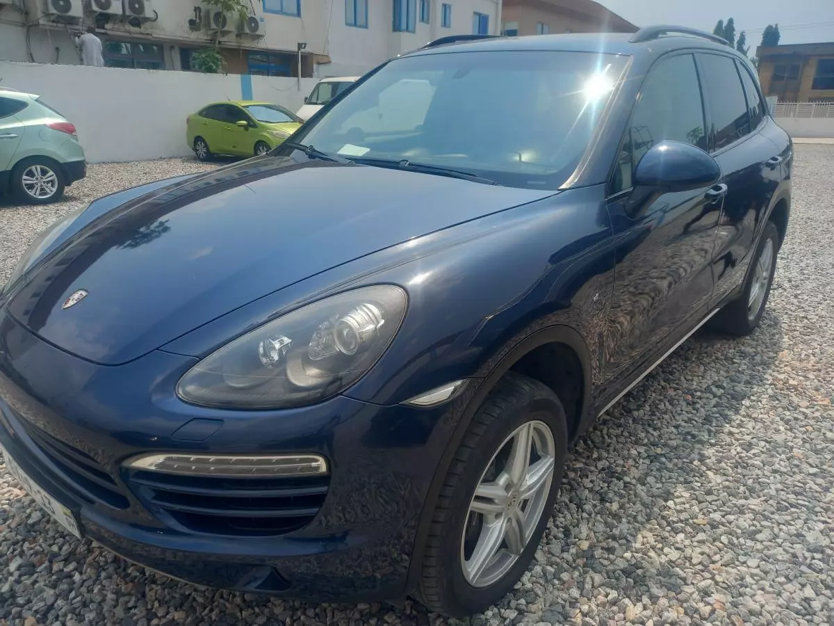 PORSCHE Cayenne   - 2013