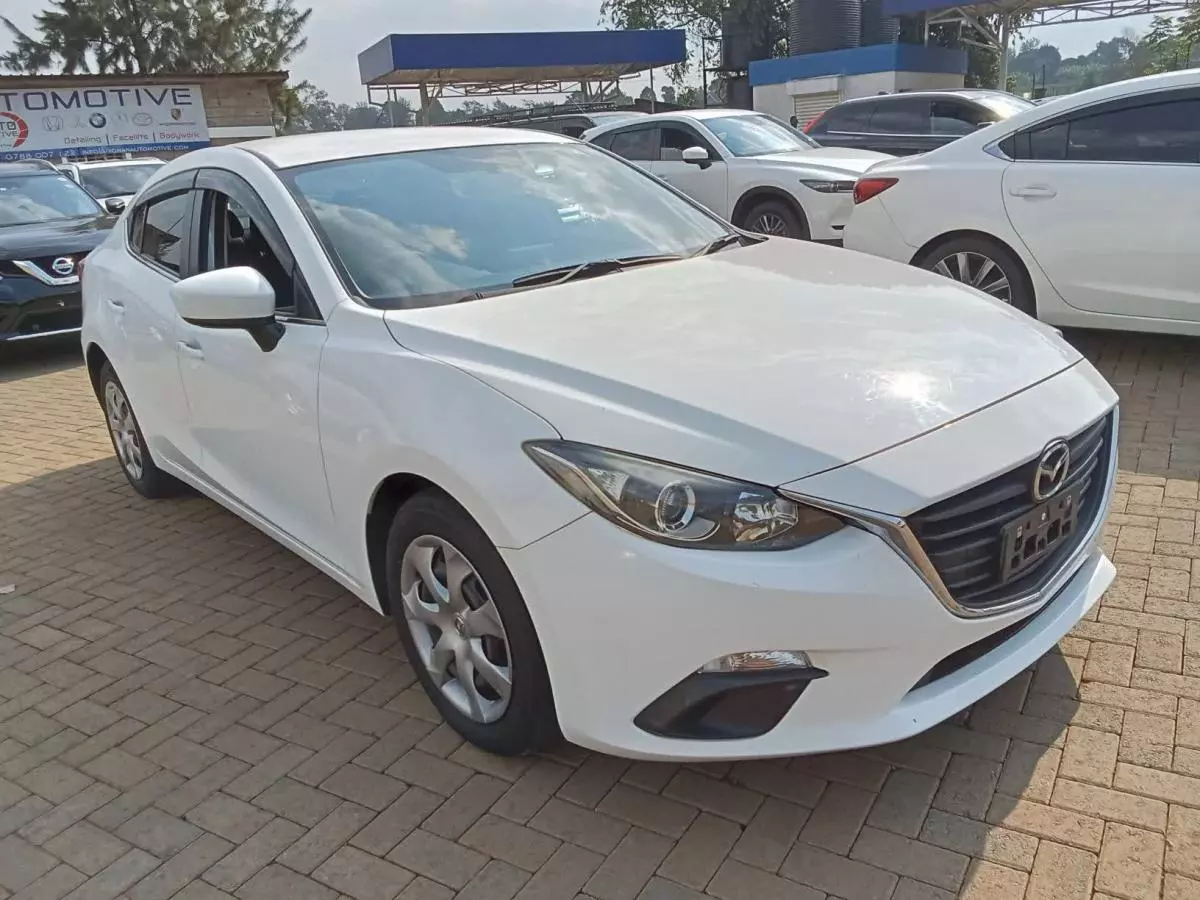 Mazda Axela    - 2018