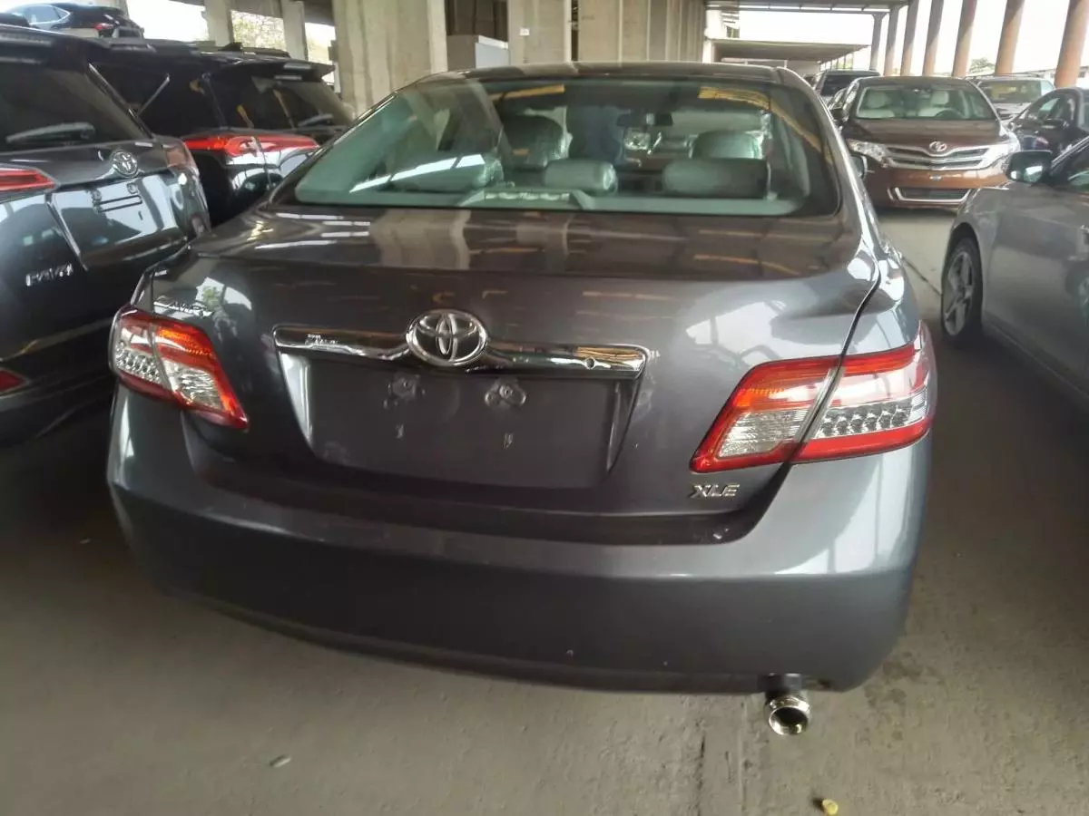Toyota Camry - 2006