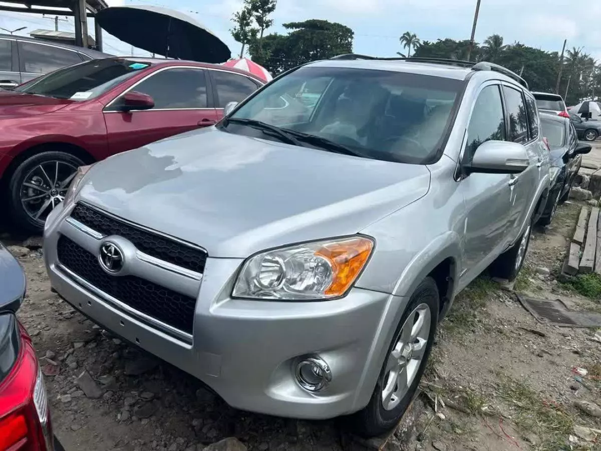 Toyota RAV 4   - 2009