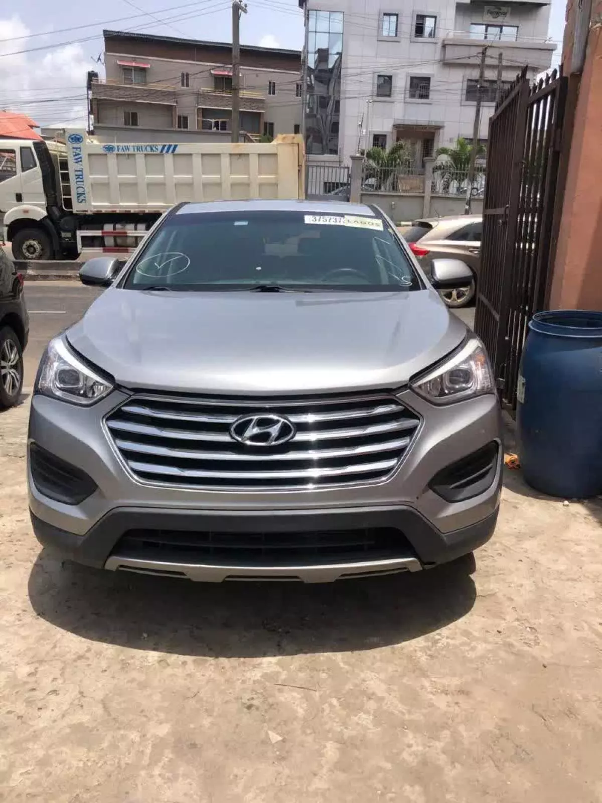 Hyundai Santa Fe   - 2013