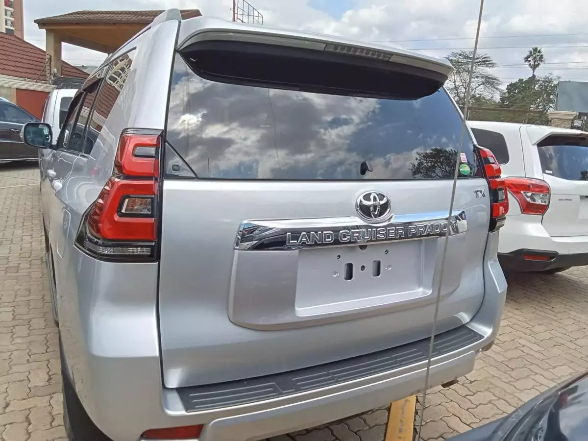 Toyota Landcruiser Prado   - 2020