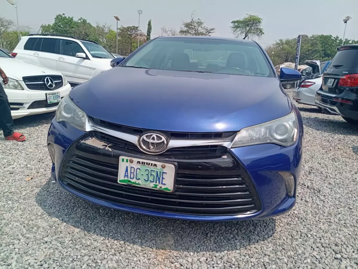 Toyota Camry   - 2015