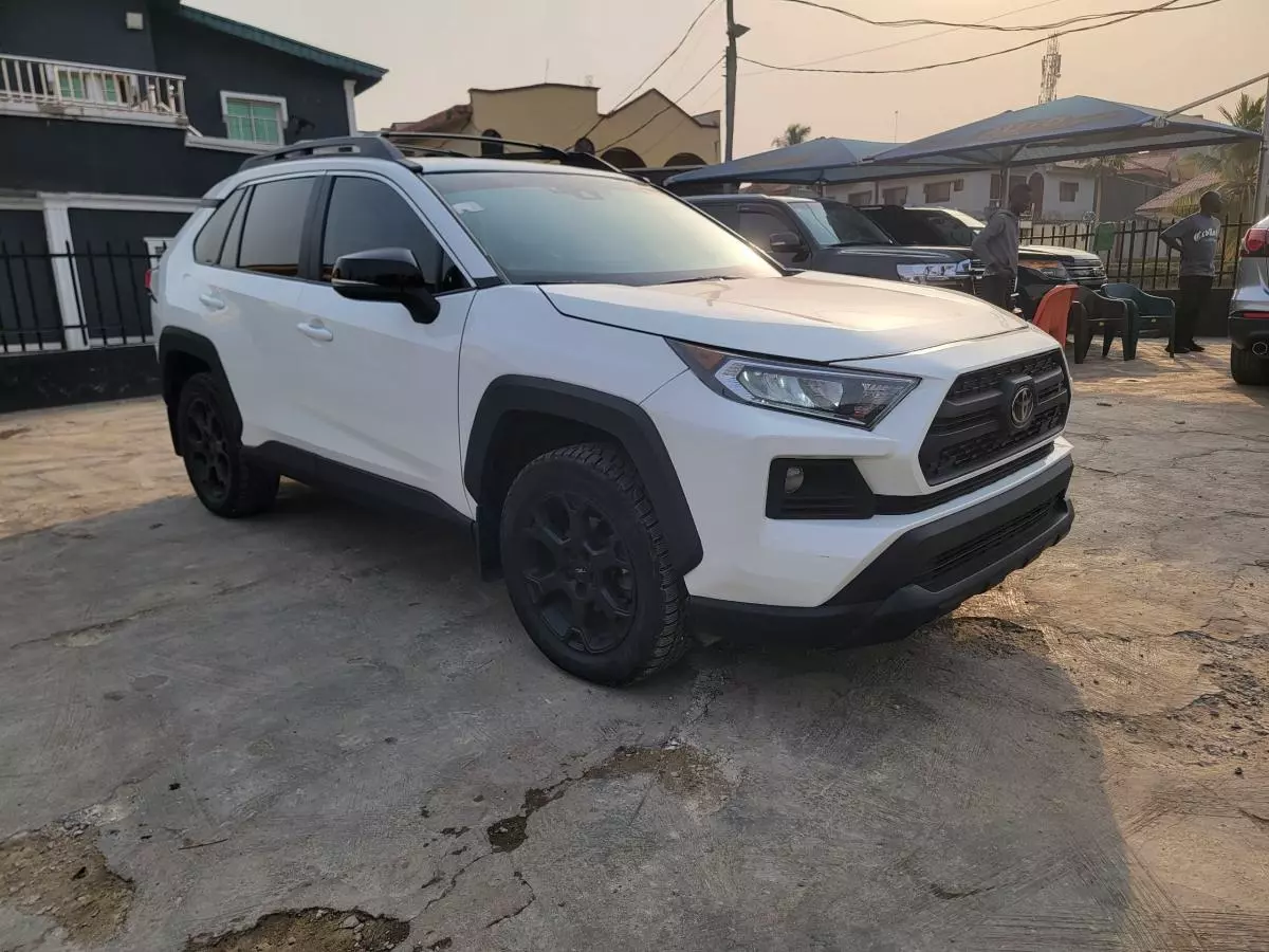 Toyota Rav4   - 2020