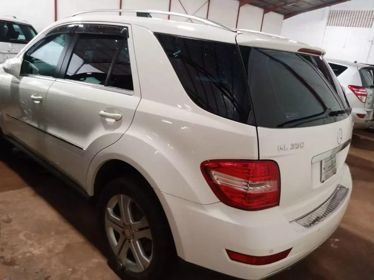 Mercedes-Benz ML 350   - 2009