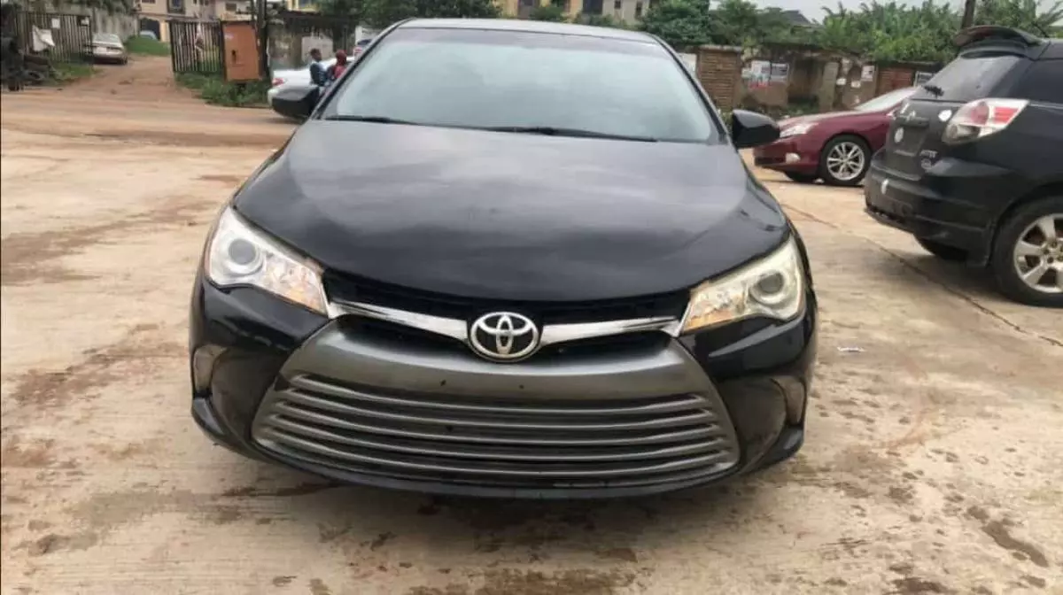 Toyota Camry   - 2015