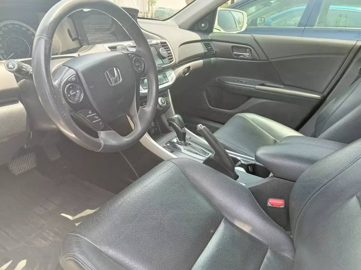 Honda Accord - 2014