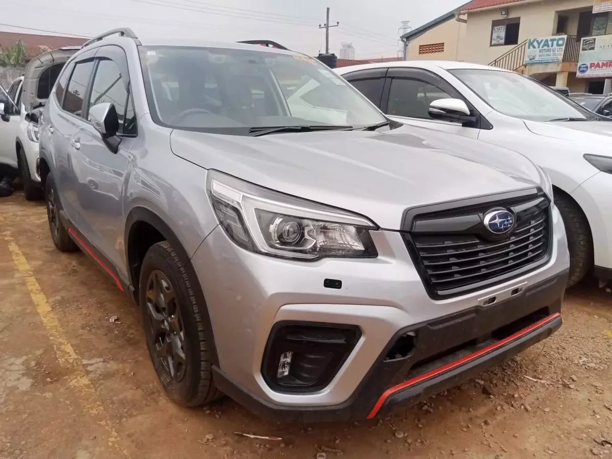 Subaru Forester   - 2018