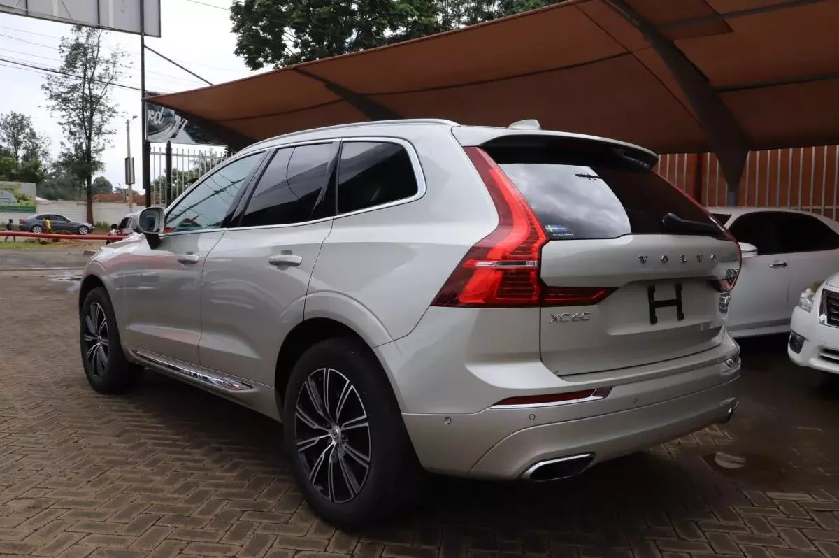 Volvo XC60   - 2016