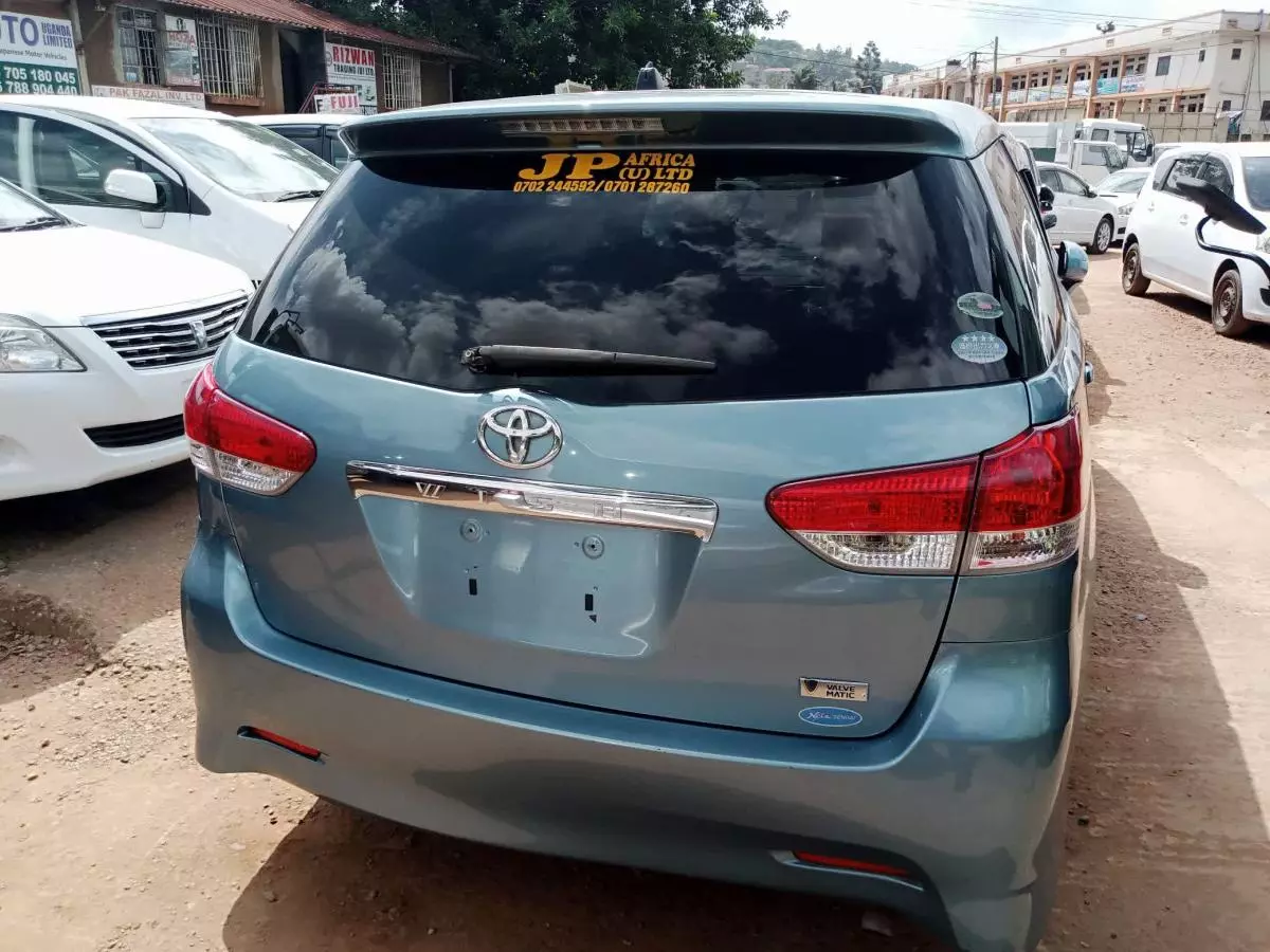 Toyota Wish - 2009