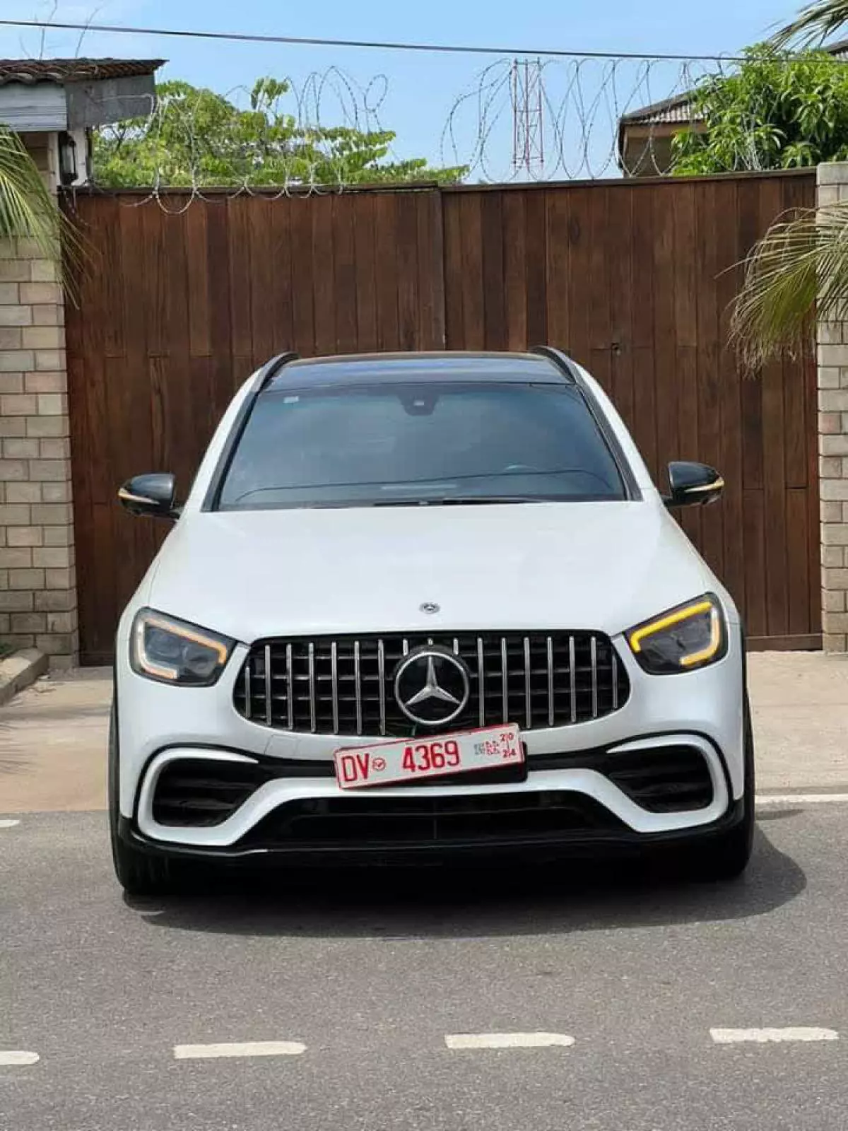 Mercedes-Benz GLC 300   - 2020