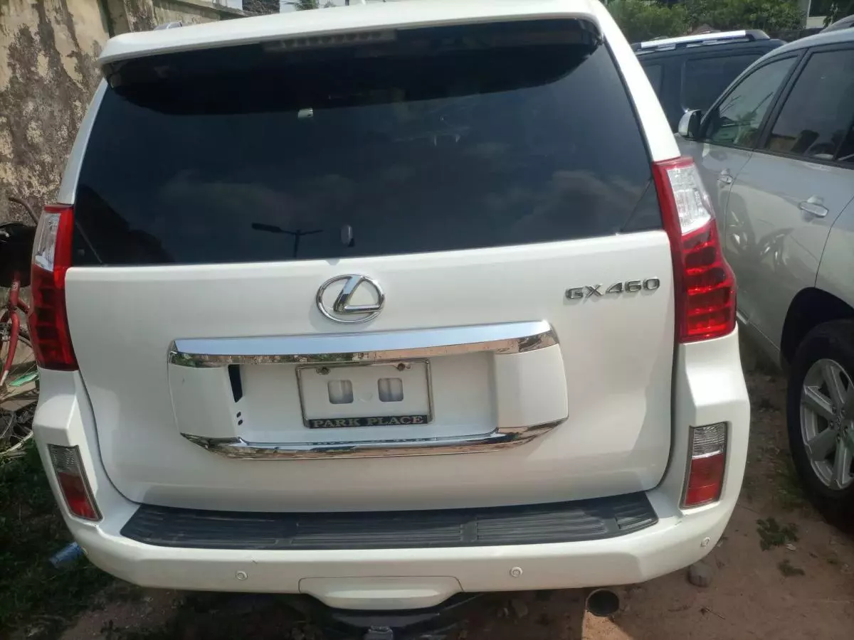 Lexus GX 460 - 2011