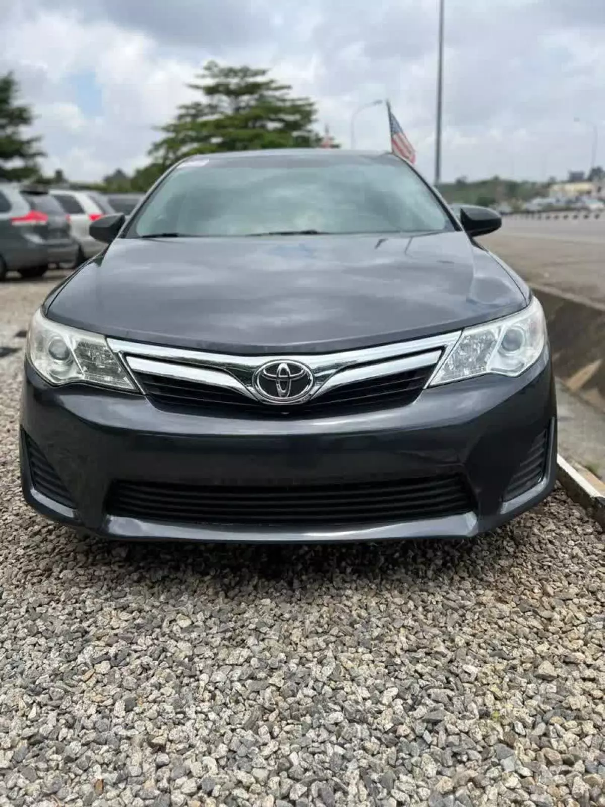 Toyota Camry   - 2012