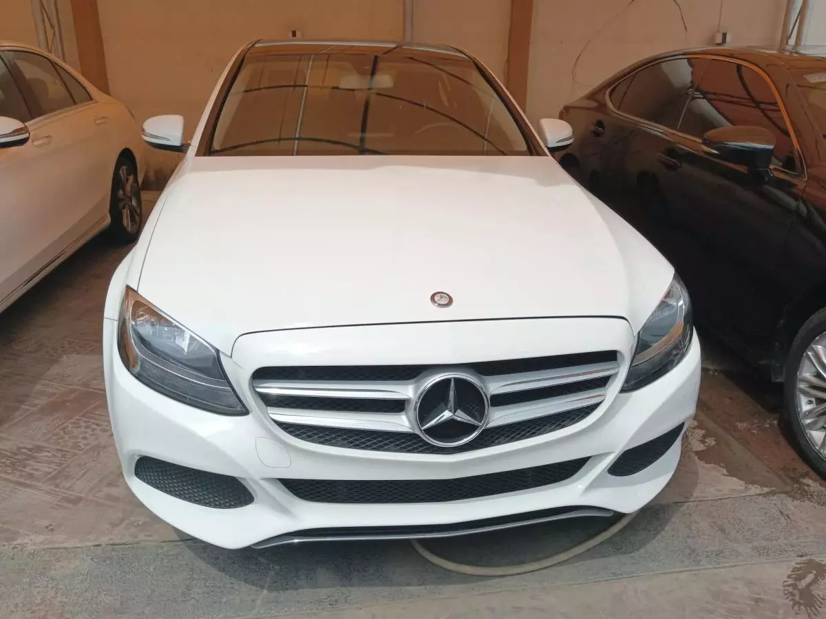 Mercedes-Benz C 300   - 2015