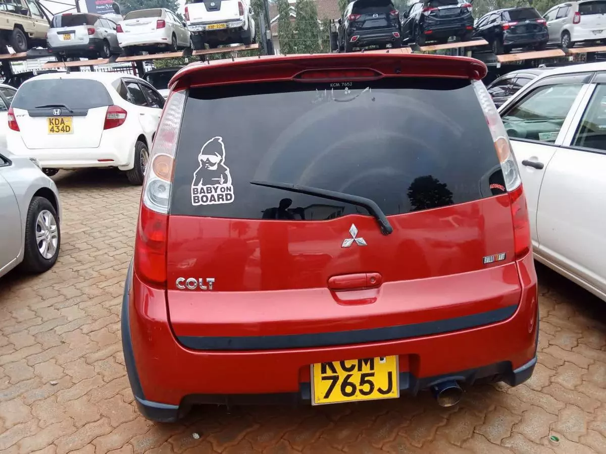 Mitsubishi Colt   - 2010