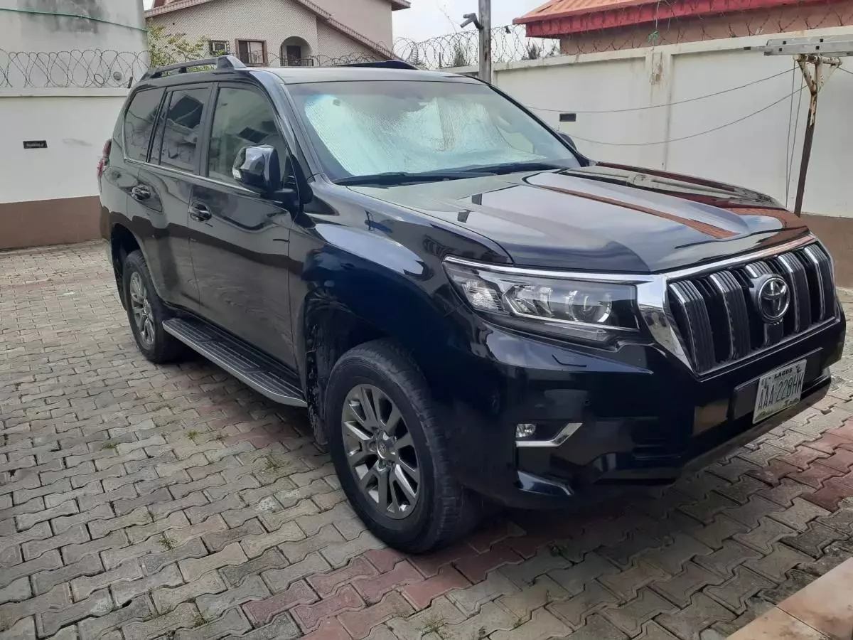 Toyota Landcruiser Prado   - 2019