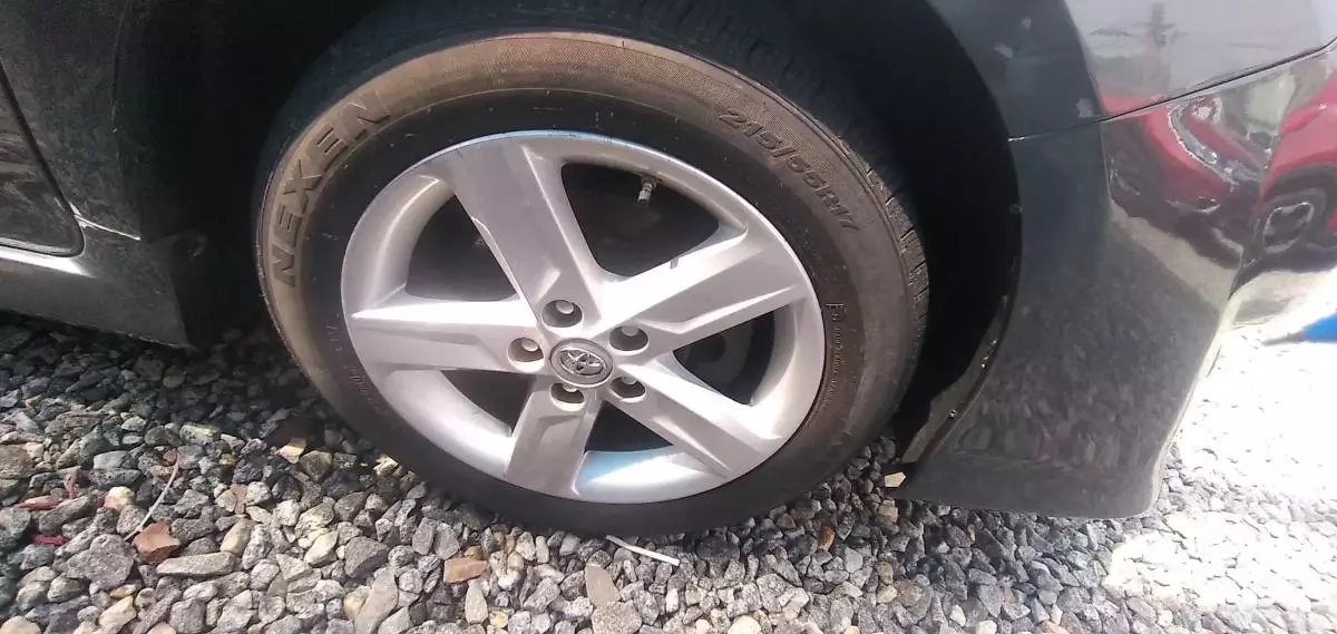Toyota Camry - 2014