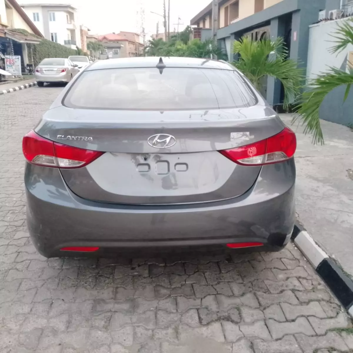 Hyundai ELANTRA 1,6L BVM GLS New   - 2012