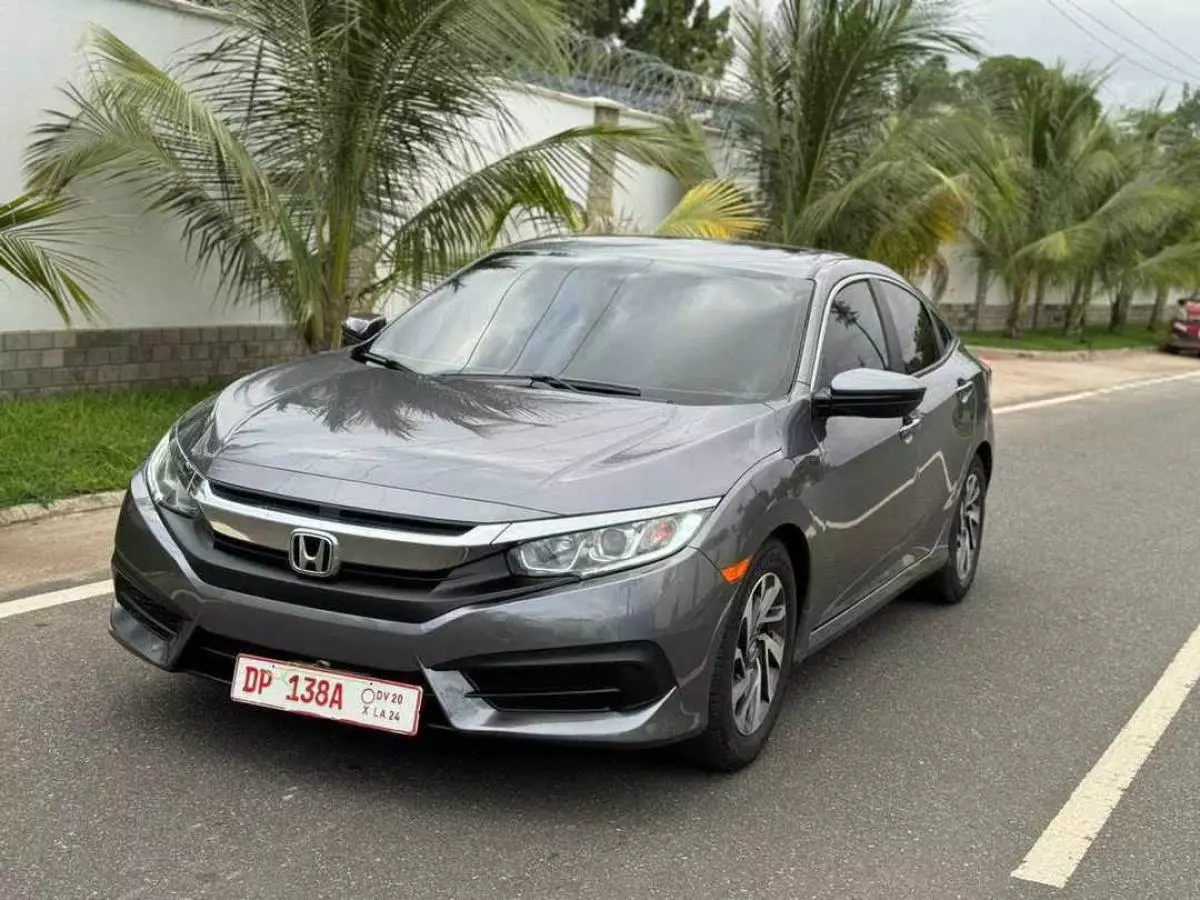 Honda Civic   - 2018