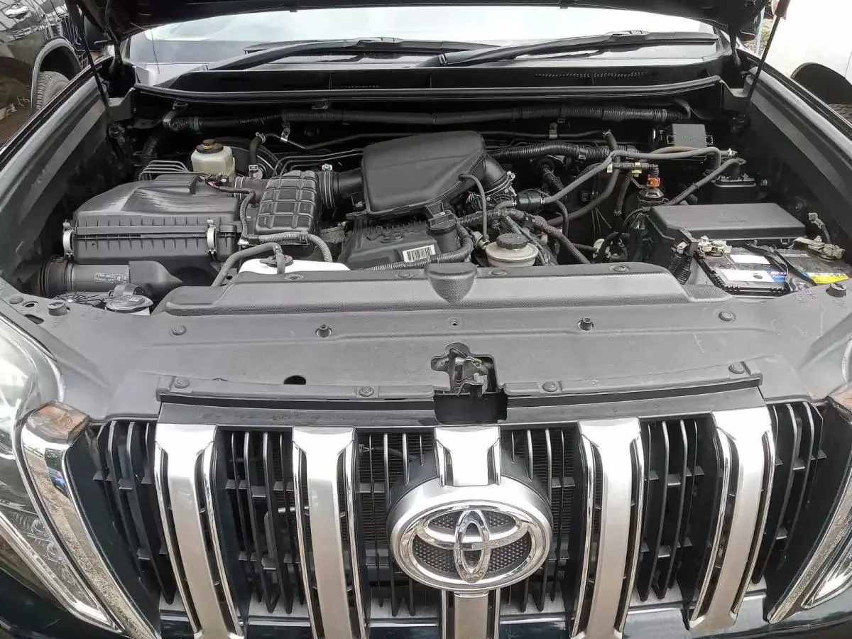 Toyota Landcruiser prado TX - 2015