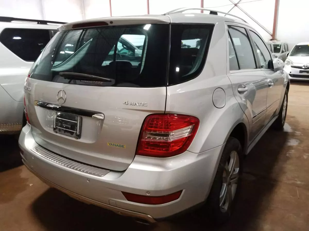 Mercedes-Benz ML 350   - 2009