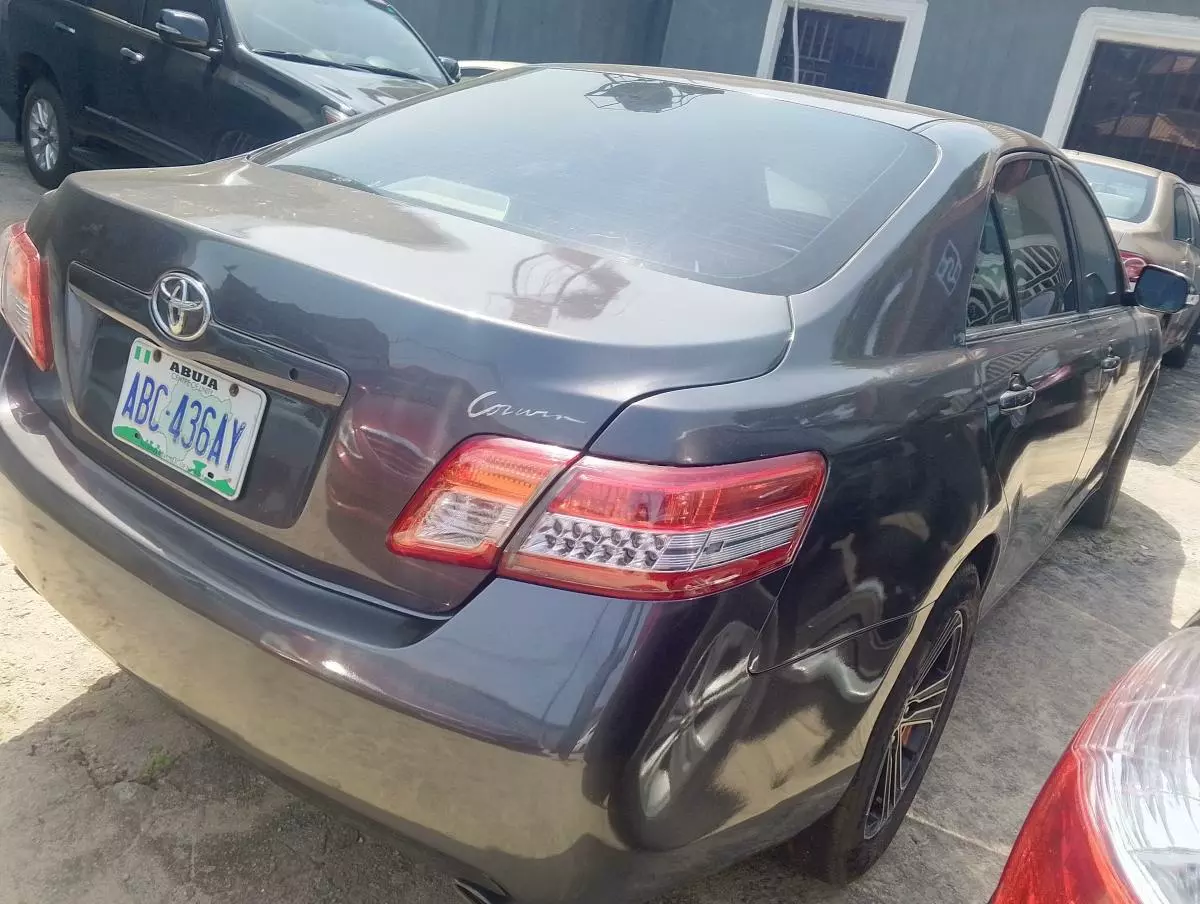 Toyota Camry   - 2008