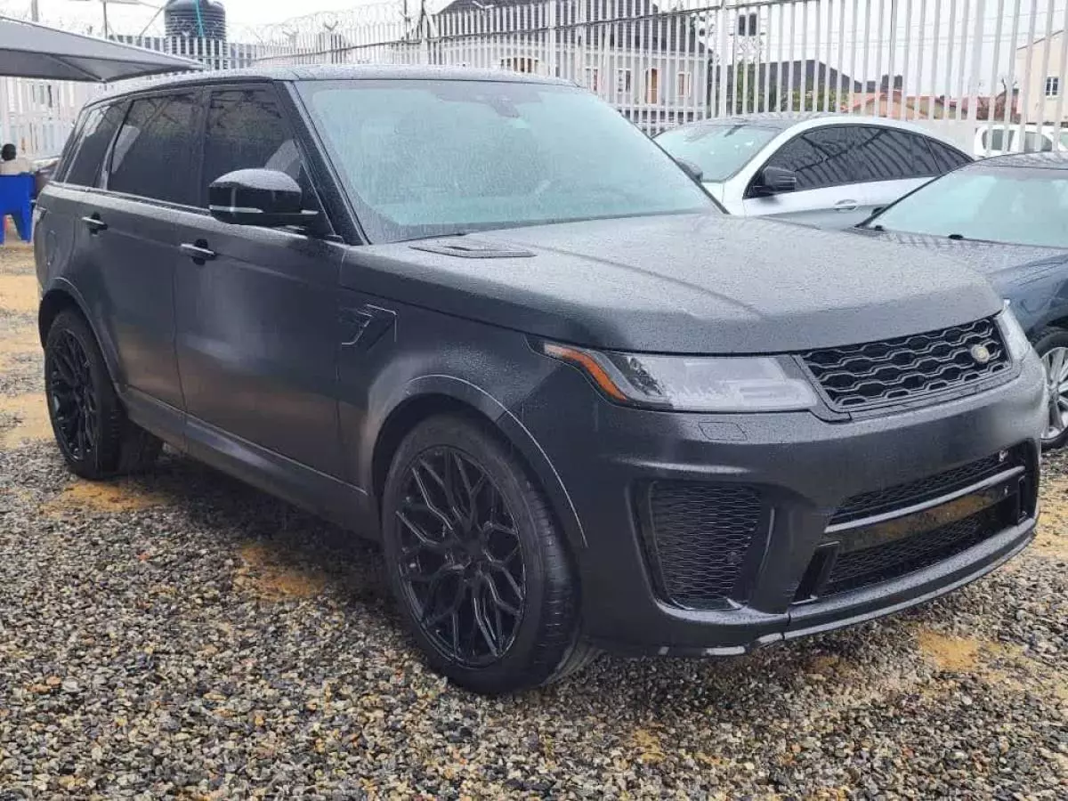 Land Rover Range Rover Sport   - 2020