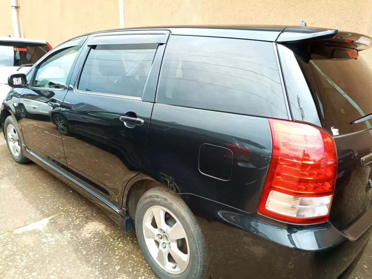Toyota Wish - 2007