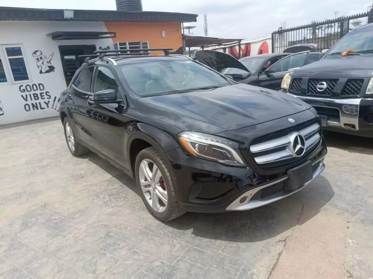 Mercedes-Benz GLA 250   - 2016